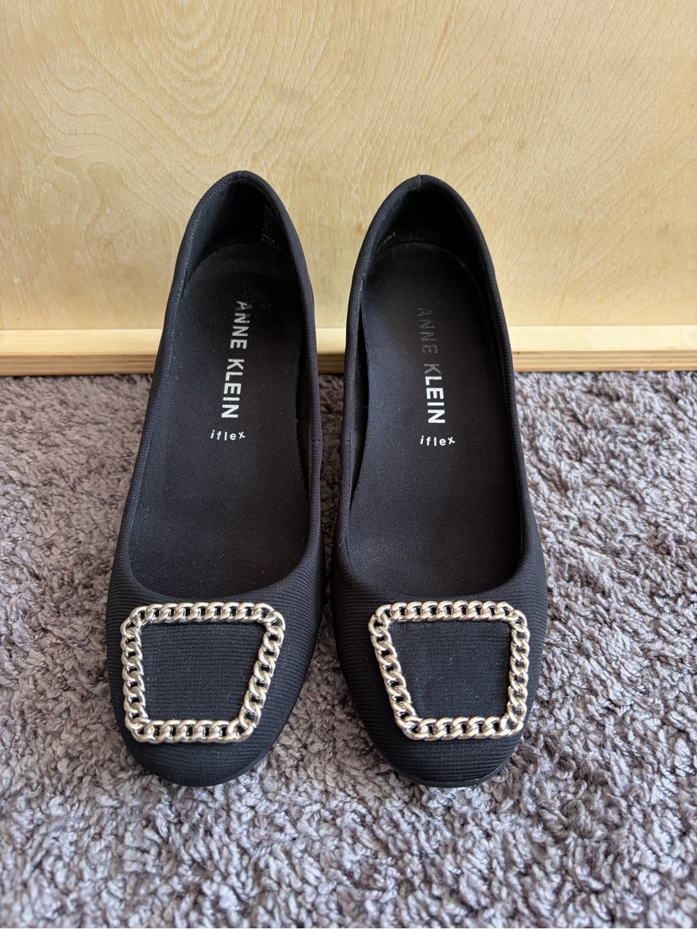 Anne Klein Sadie Black Wedge with Silver Chain Accent